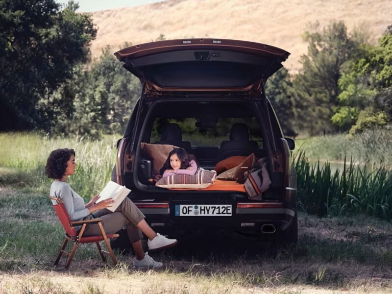 Новый Santa Fe с увеличенным проемом багажника — удобная погрузка