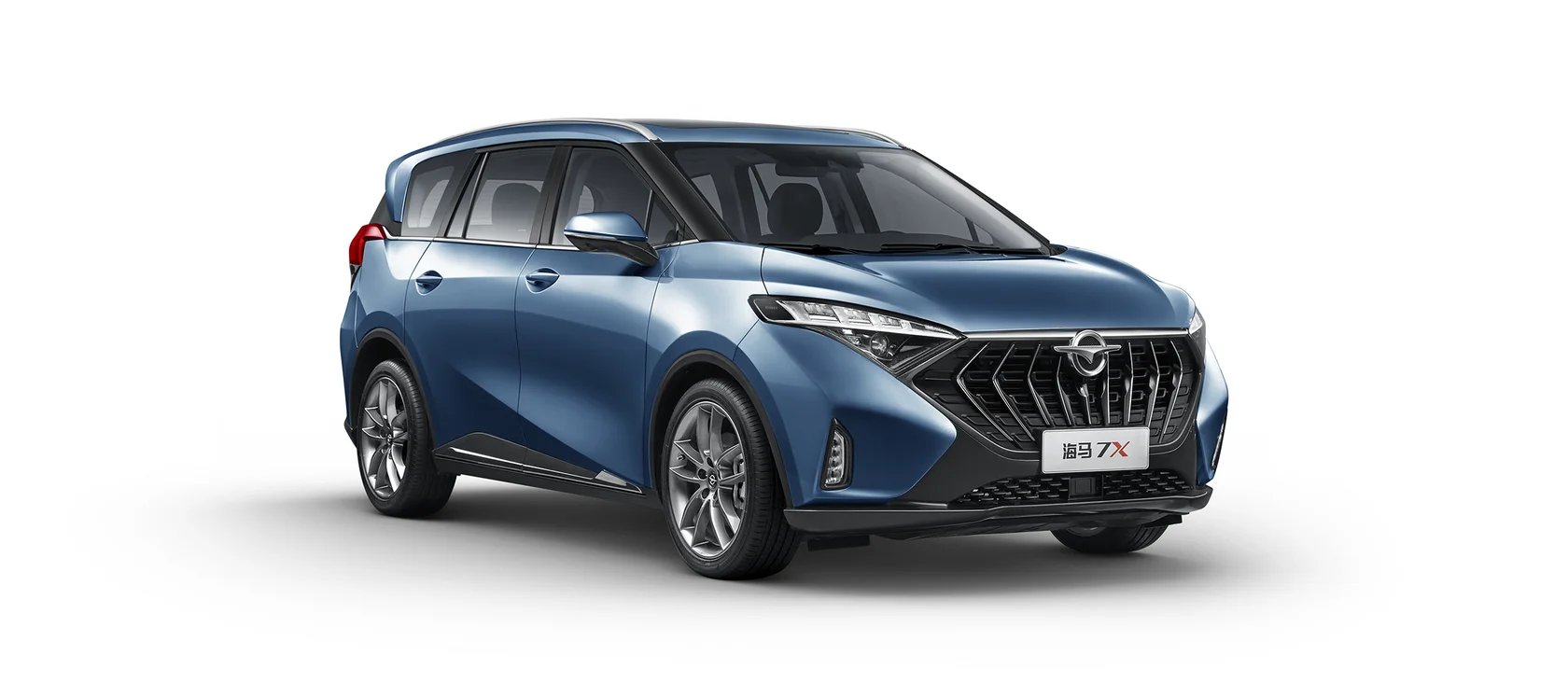 Купить Haima 7X в цвете Deep Sea Blue — тёмно-синий минивэн 7 мест.