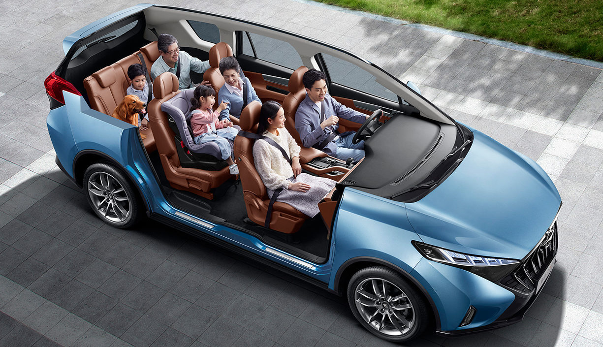 Семиместный салон Haima 7X — минивэн для семьи и путешествий.